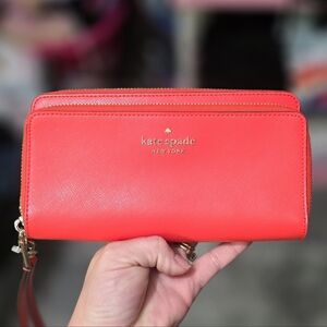 Like new Kate Spade Patterson Drive Anita Double Zip Wristlet Wallet